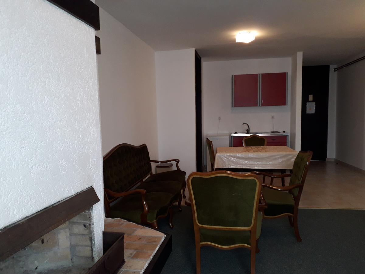 Apartments And Rooms Haludovo - Ribarsko Selo 말린스카 외부 사진